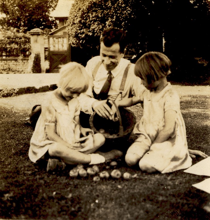 (A) Dad and two little girls